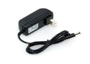 Fuente de poder regulada 12V CD / 3 Amperes Primetechs certificada